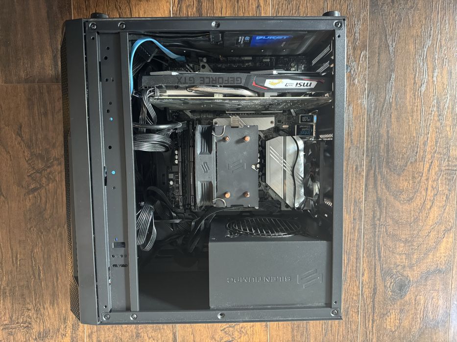 Komputer i5 9600k 16GB RAM 1650 gtx
