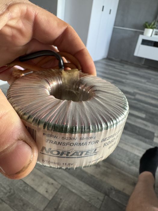 Transformator bezpieczenstwa R060- 1011