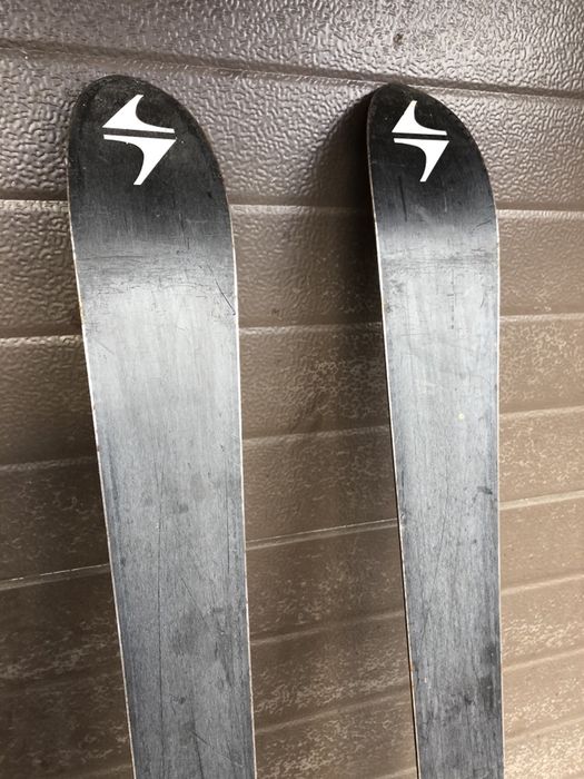 Продам Лыжи