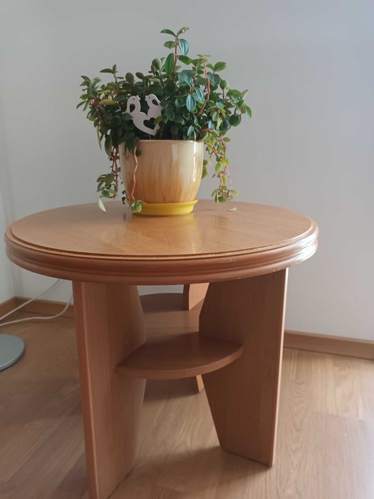 Stolik, stół drewniany