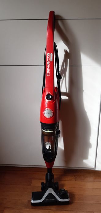 Aspirador Rowenta vertical - quase novo na garantia