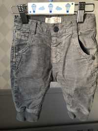 Spodnie chłopiece firmy Zara 68