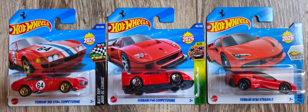 Hot Wheels Ferrari F40, 365 GTB, SF90