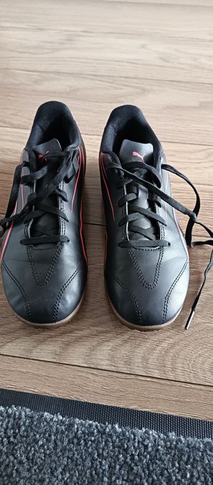 Buty piłkarskie Puma. Stan idealny. Rozmiar 37