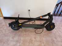 Trotinete Xiaomi Mi Electric Scooter Essential