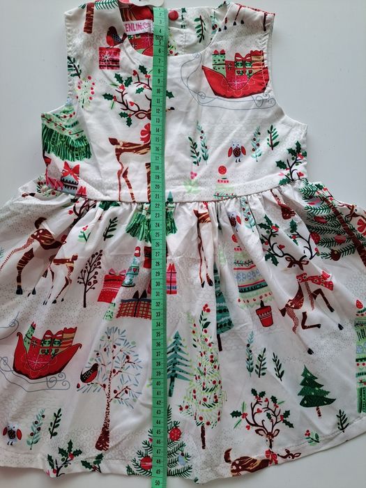 Sukienka świąteczna r. 90