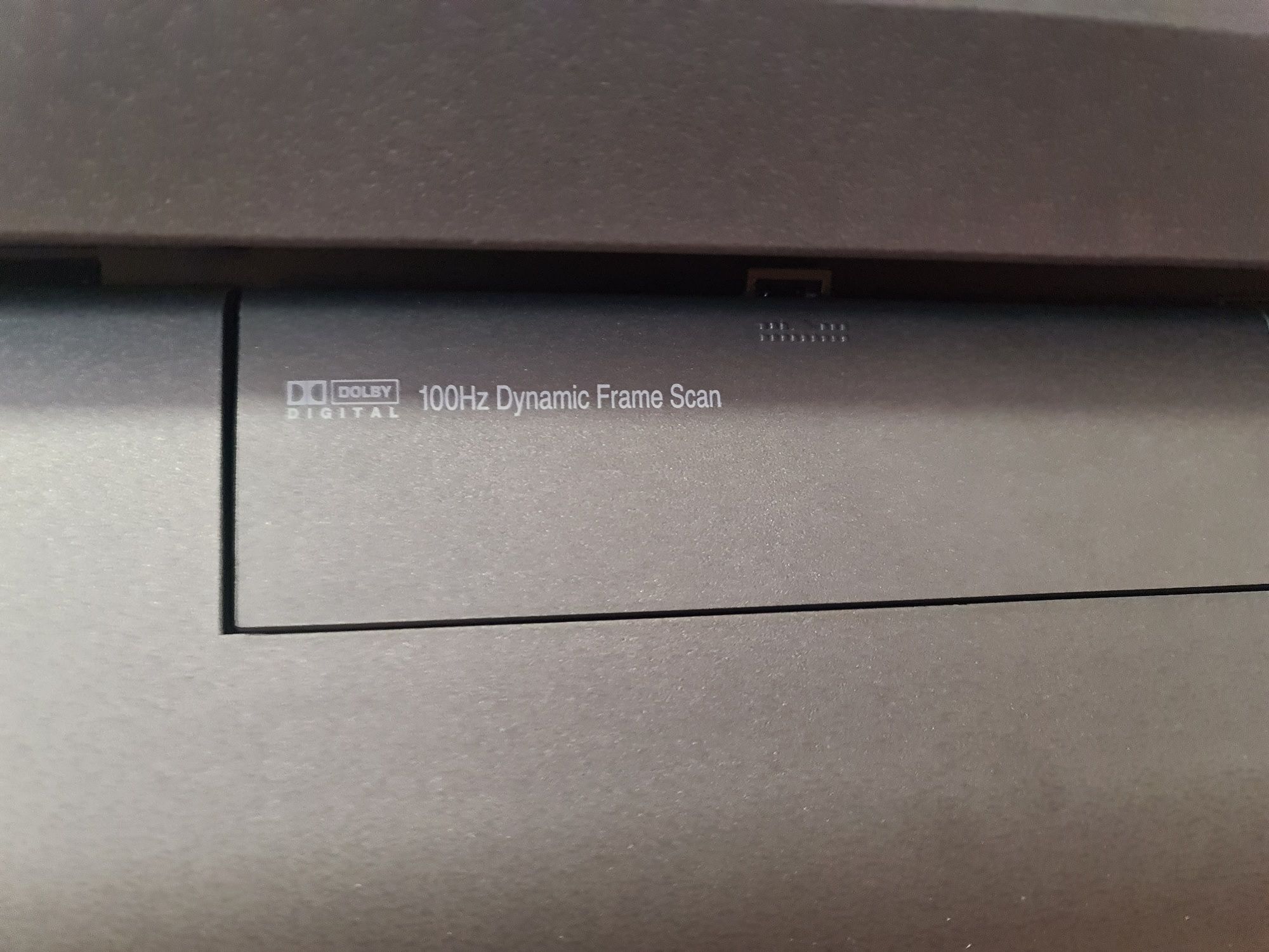 Toshiba TV modelo 46WH08G