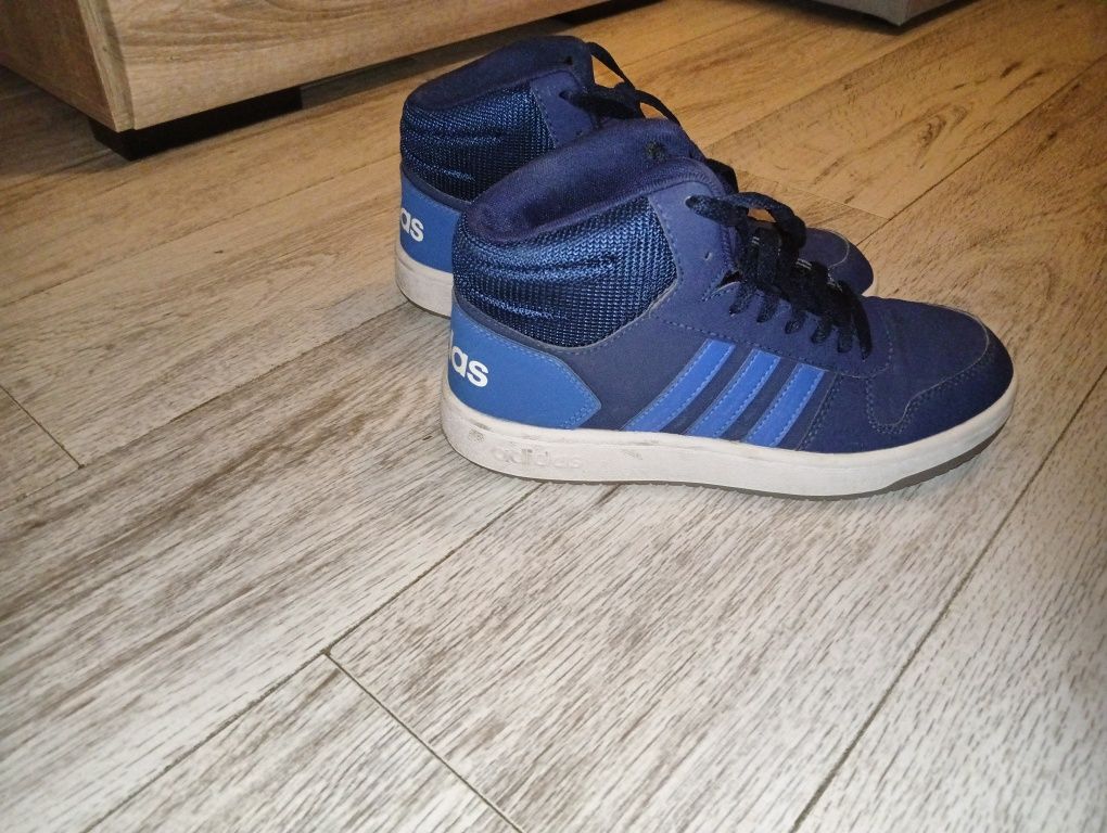 Buty adidas jesienno zimowe chłopięce