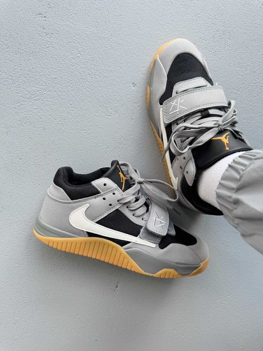 Чоловічі Кросівки Nike Air Jordan x Travis Scott Jumpman Jack 40-45