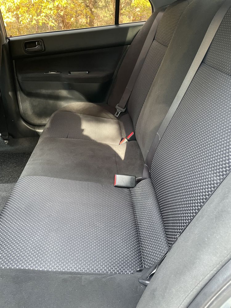Mitsubishi Lancer 9