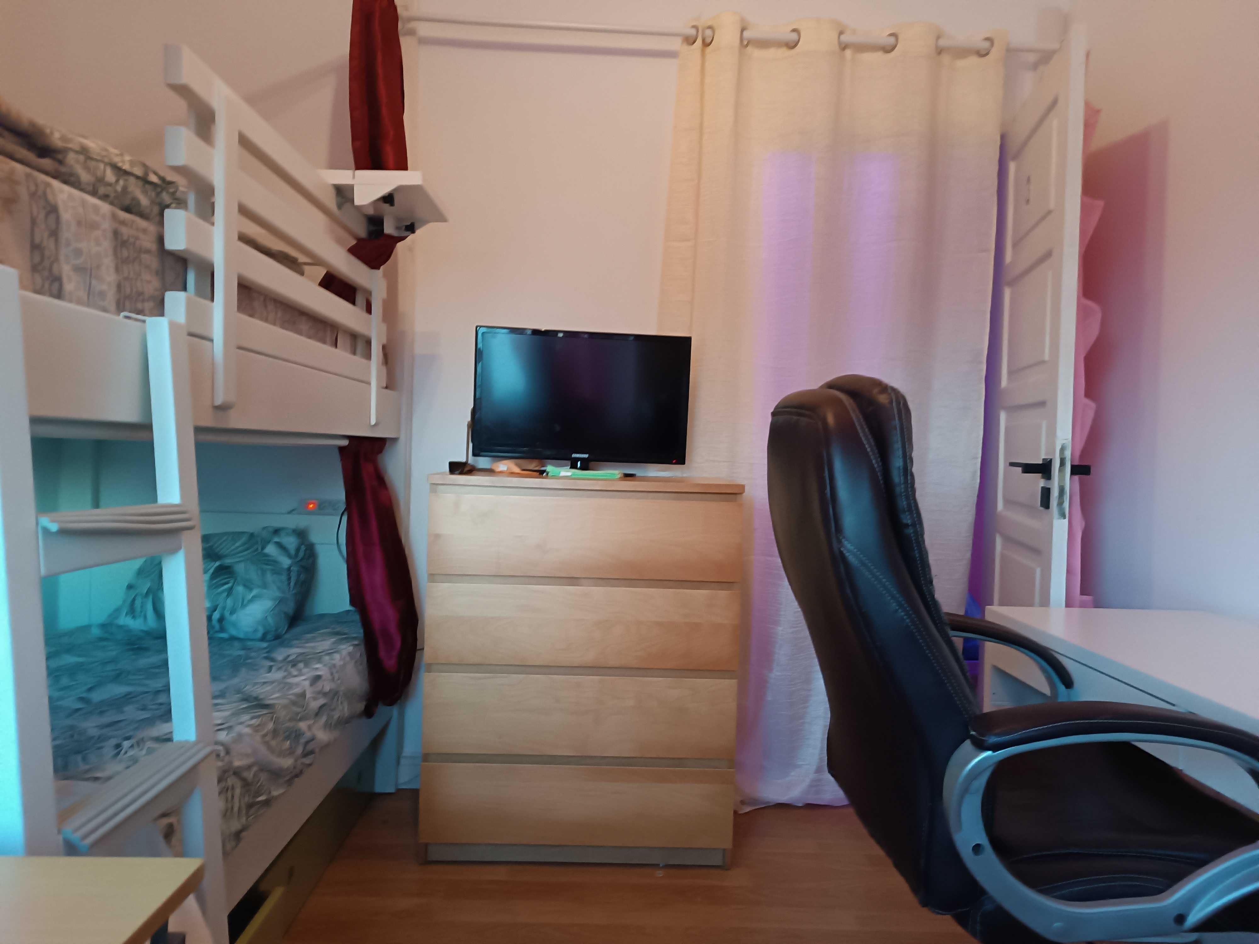 Quarto Privado Duplo para 1 ou 2 Pessoas