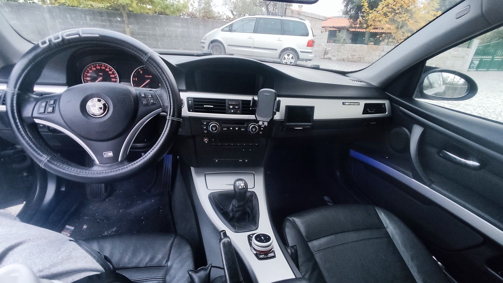 BMW 320d e92 look 335