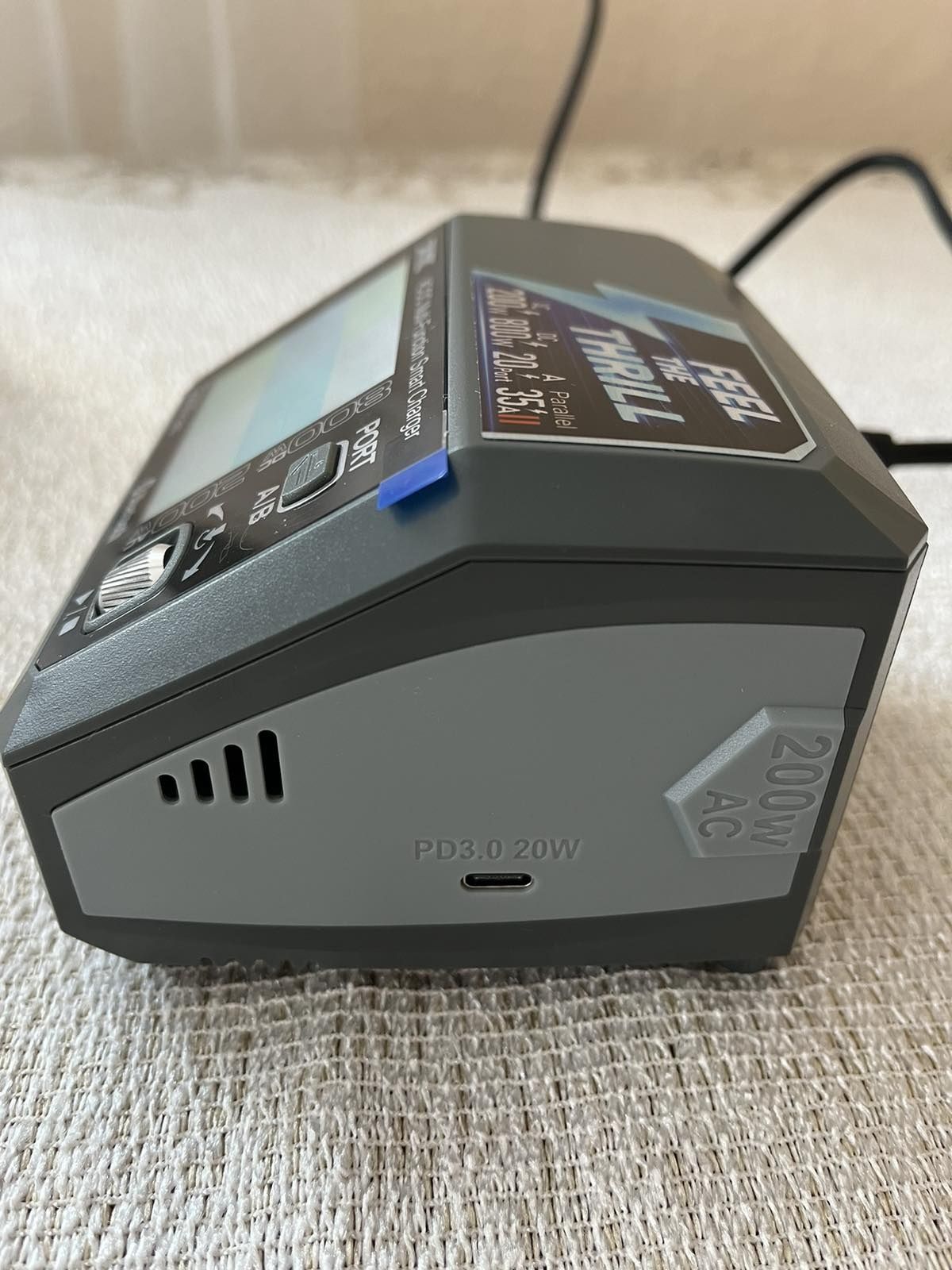 Зарядний пристрій для FPV дронів та всіх акб SkyRC D200neo 200W/800W