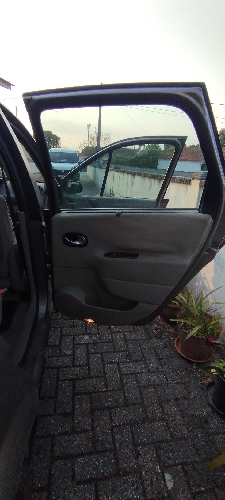 Renault Scenic 1.9 DCI
