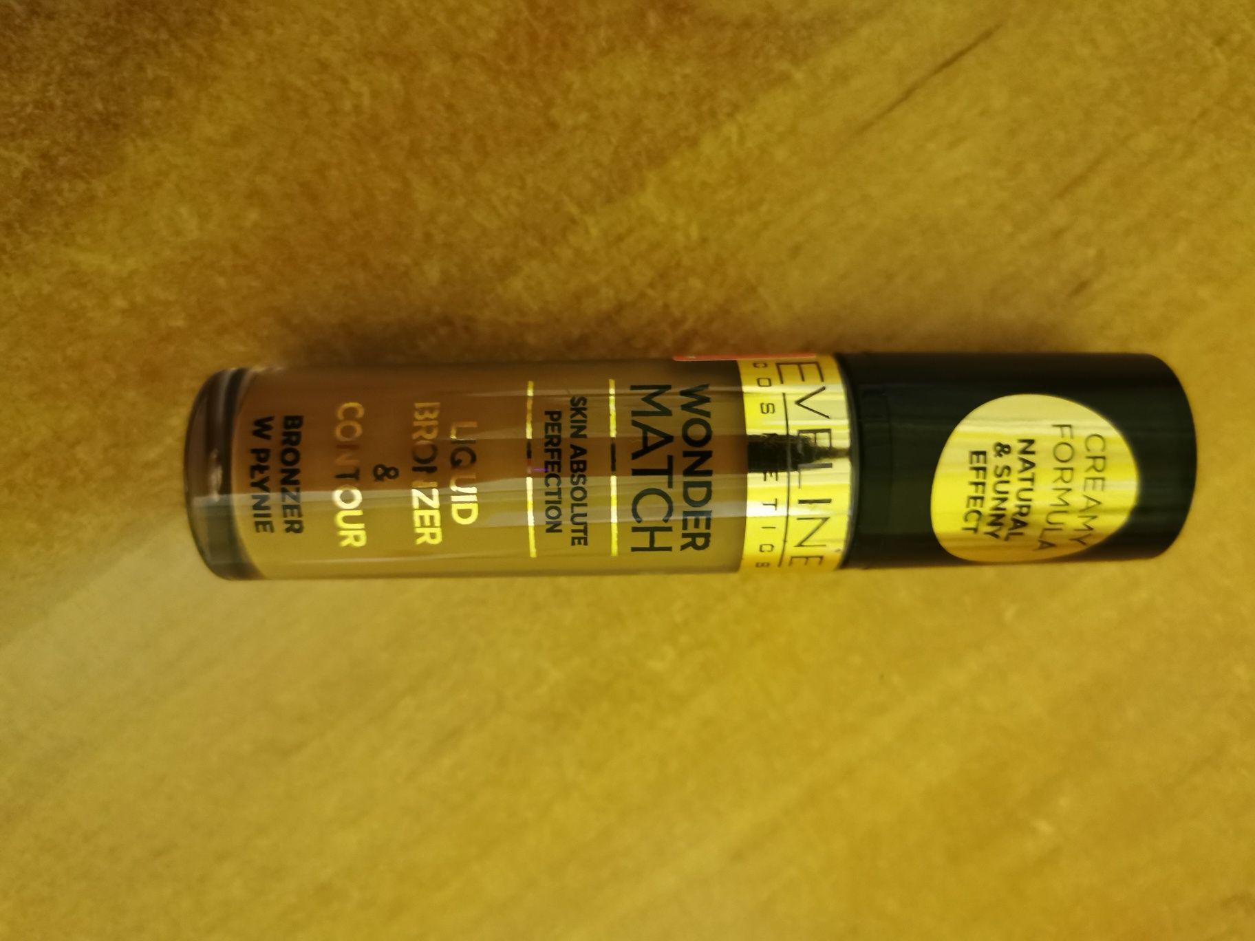 Bronzer w płynie Wonder Match Eveline Odcień: 02