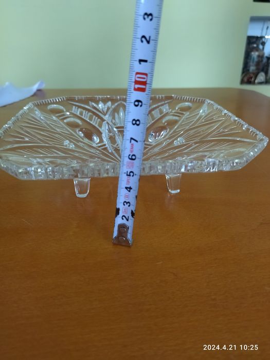 Paterka szklana na nóżkach