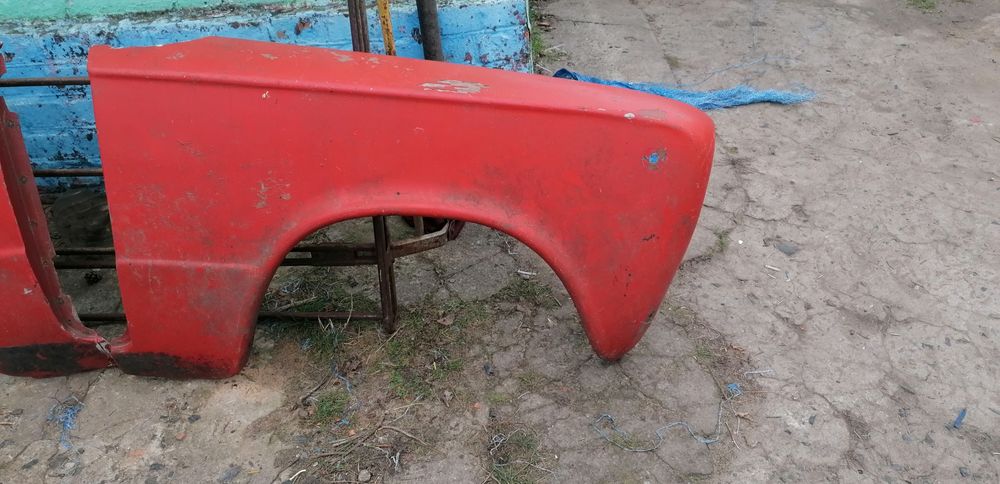 Продам крила ваз 2101 б/у стекловолокно