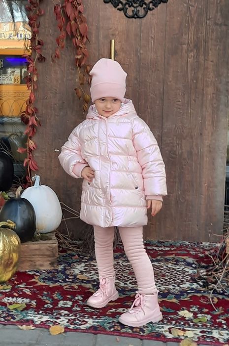 Демісезонна курточка Sinsay на синтепоні. Розмір 104-110см.