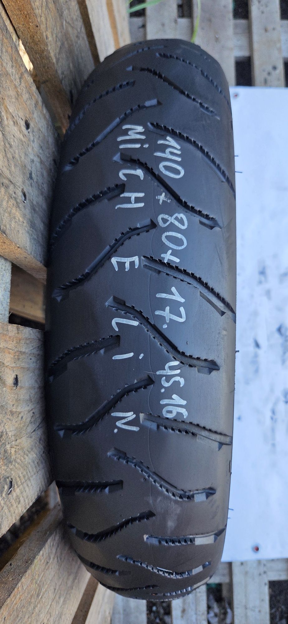 Моторезина michelin anakee 3 140 80 r17