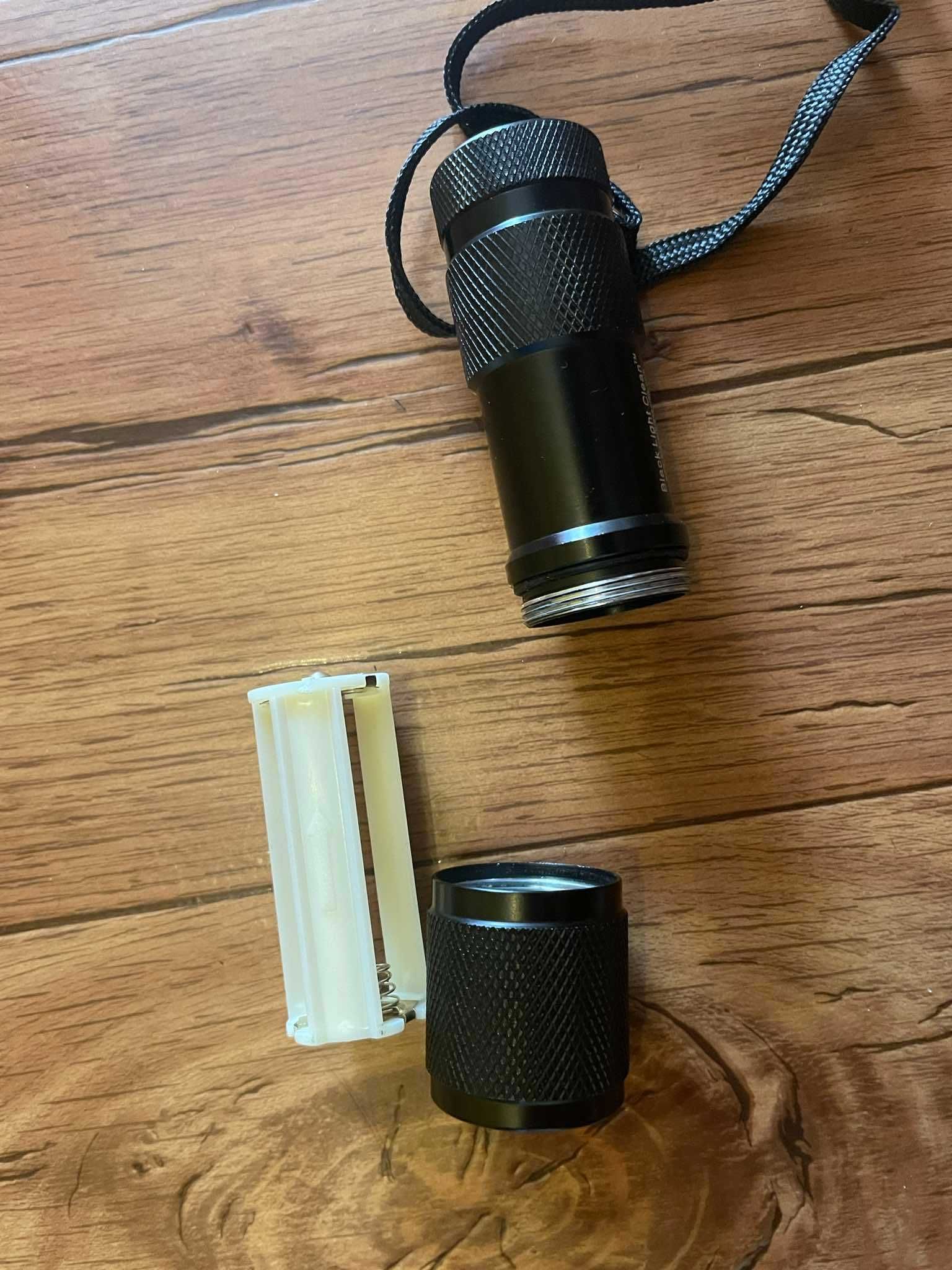 Urine Finder LED Light - latara do wykrywania uryny