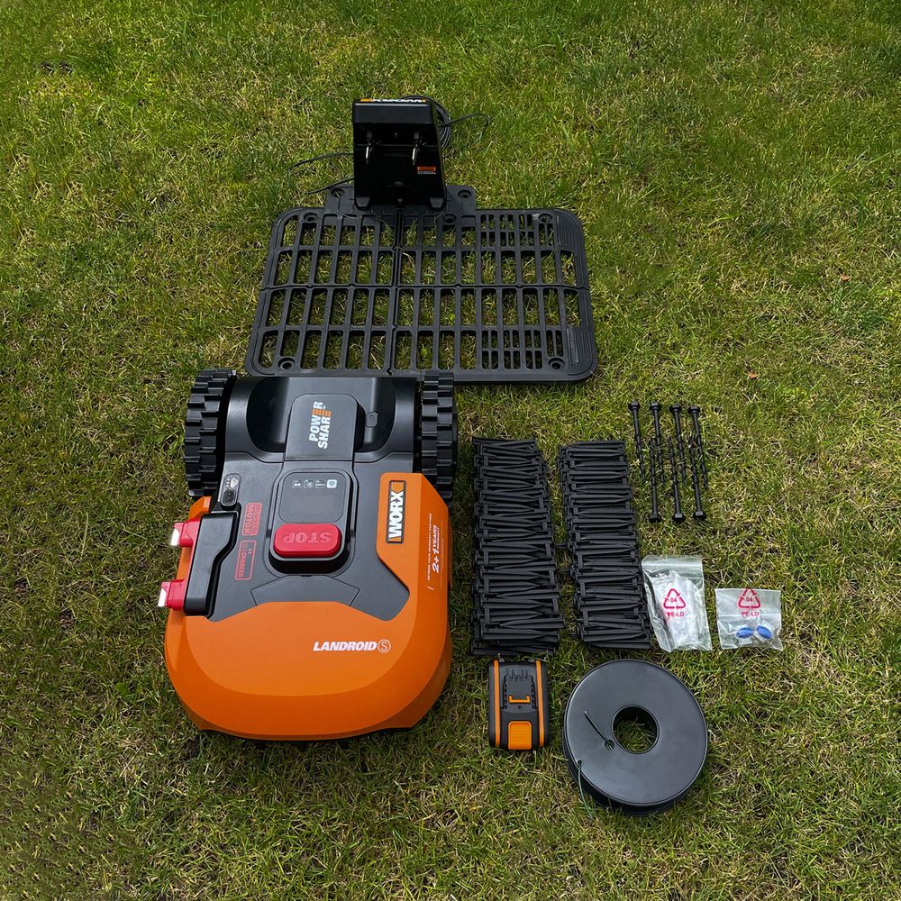 Robot koszący WORX Landroid S300 WR130E – Nowy