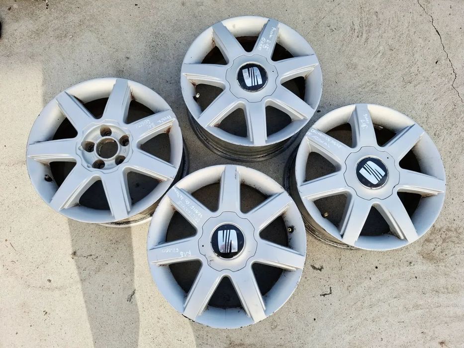 Felgi Aluminiowe Alumy Komplet R15 5X100 ET38 1M0601025K Audi VW Seat Skoda