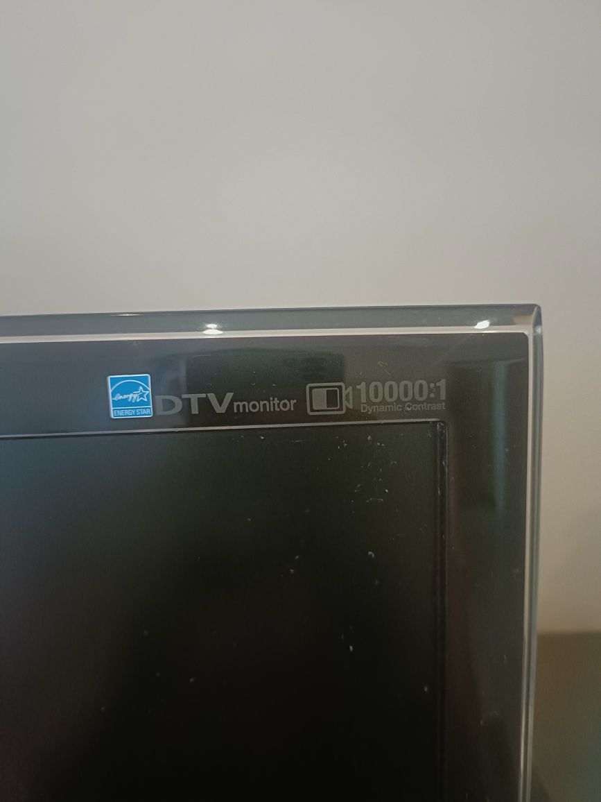 Sprzedam monitor telewizor Samsung
