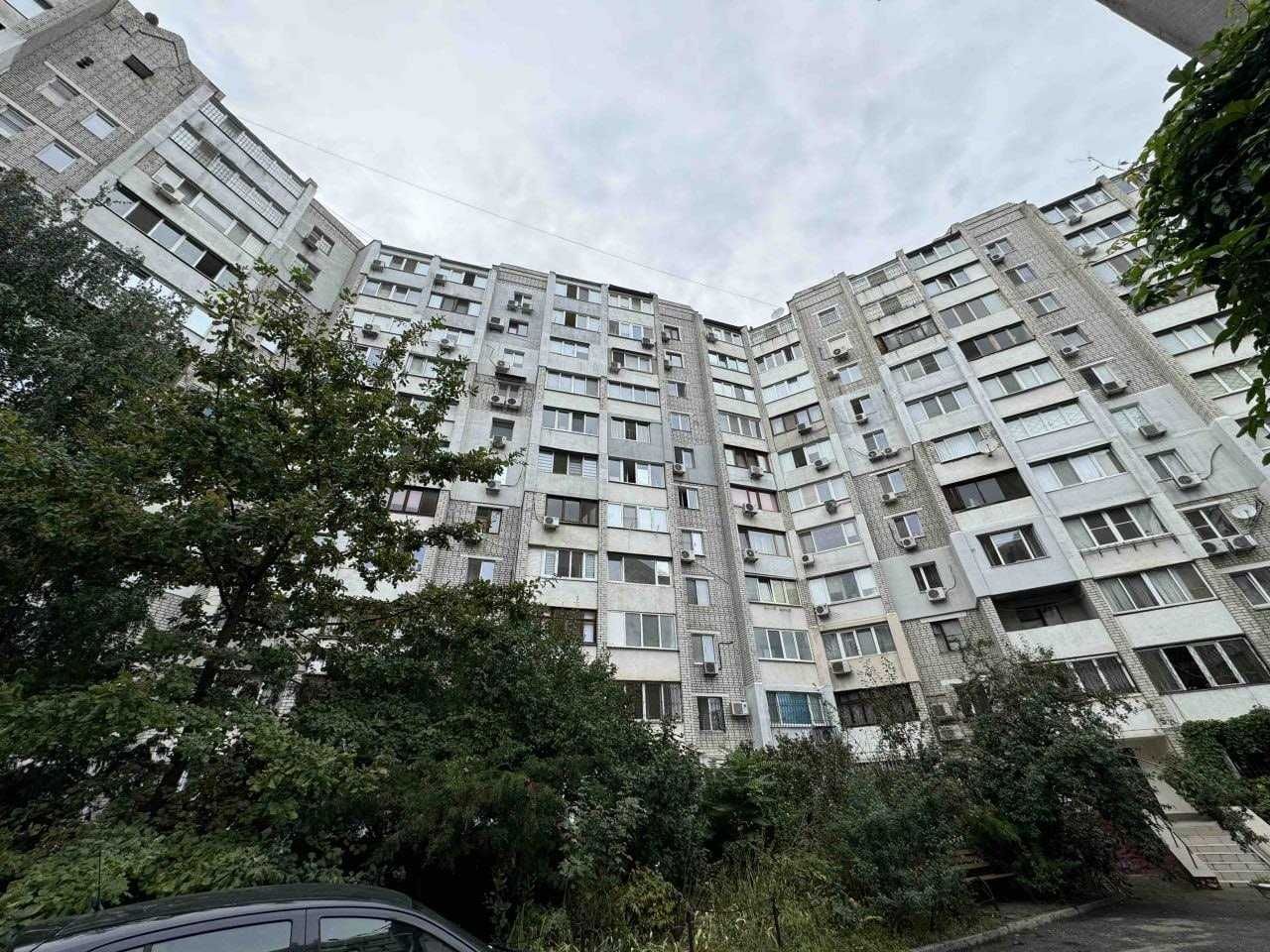 Срочно! 3-комнатная квартира по ул. Маршала Говорова. 1S75