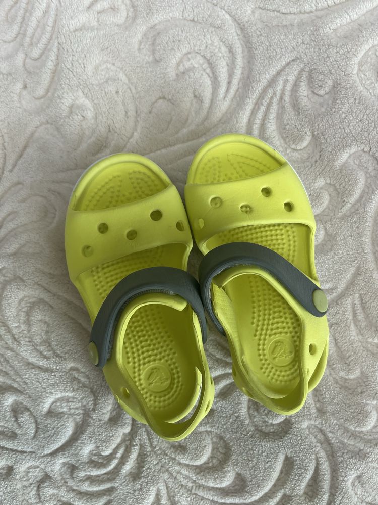 Сандалі Crocs оригінал дитячі 15 см