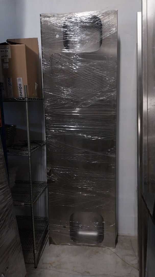 Blat roboczy ze stali nierdzewnej 257×78 cm z 2 zlewami krańcowymi