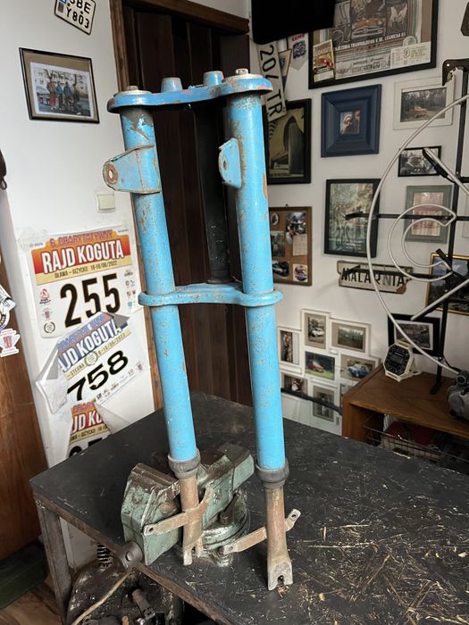 Romet 50T1 2375 Komar zawieszenie przod teleskopy ladny stan proste