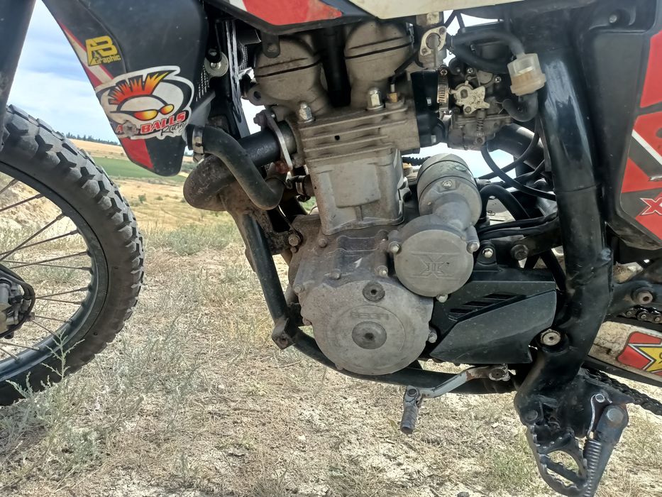 Geon Dakar TwinCam 250