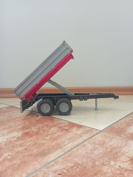 Przyczepa bruder z wywrotem