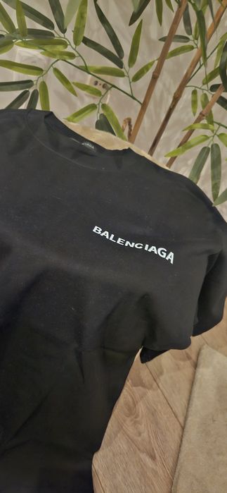 T Shirt  Balenciaga