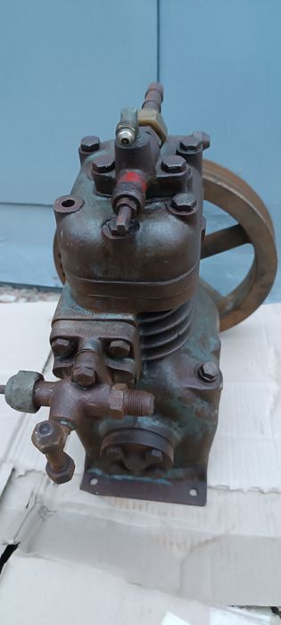 Компрессор автомобильный