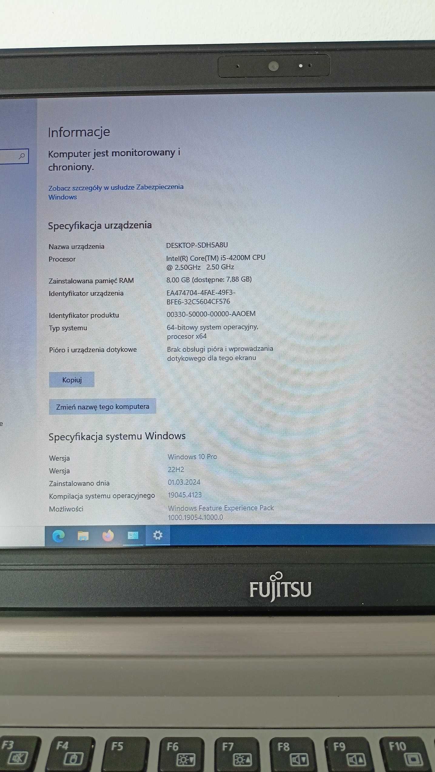 Fujitsu LIFEBOOK® E744 Intel® Core™ i5 14" 8GB RAM 240GB SSD LTE W10