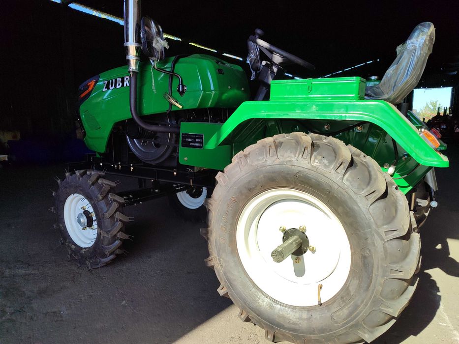 Трактор Зубр 250 люкс с фрезой и плугом Доставка наша к дому