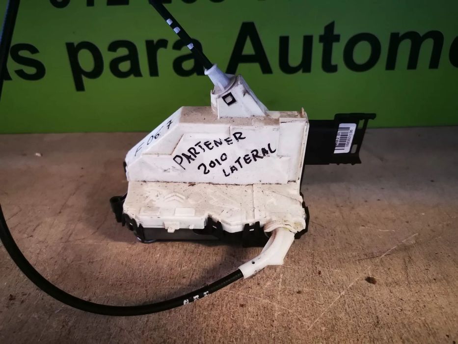 PEUGEOT PARTNER FECHADURA PORTA LATERAL - F067