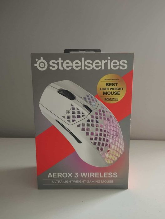 Myszka steelseries aerox 3 wireless jak nowa