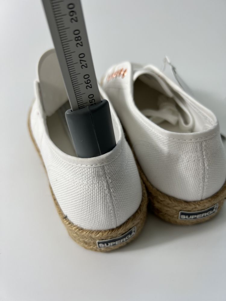 Nowe Superga trampki damskie białe 39  outlet