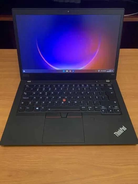 Lenovo Thinkpad T490 i5 16GB RAM 256GB M.2