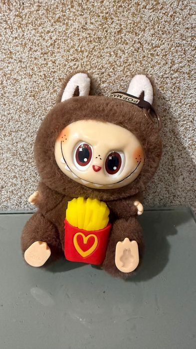 Лабубу іграшка, мʼяка