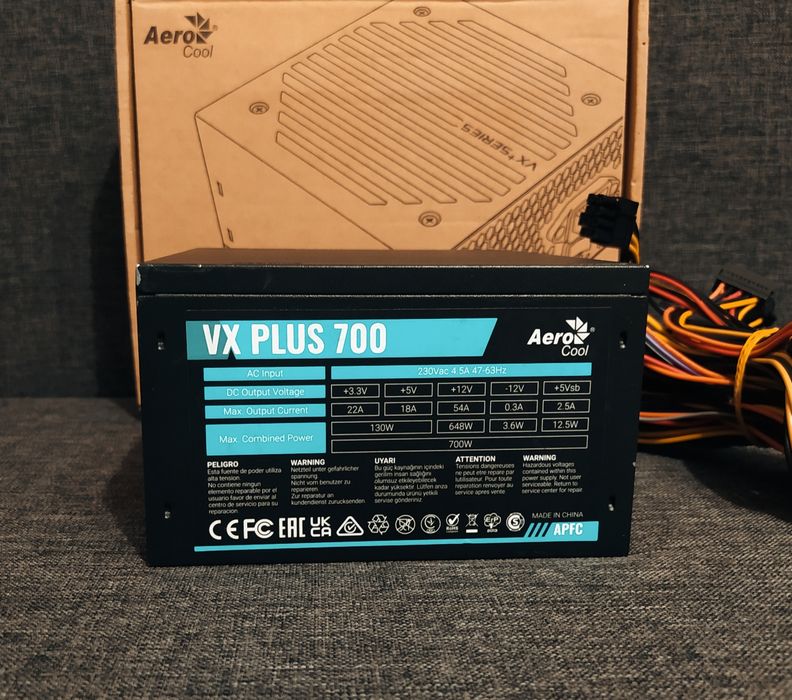 AeroCool VX Plus 700W блок питания 700Вт