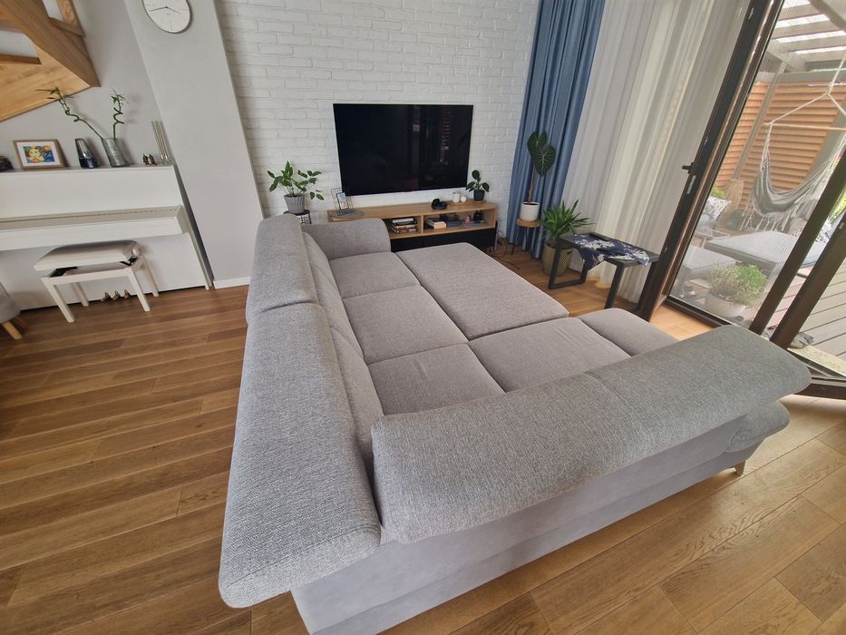 Kanapa, narożnik z funkcją spania.