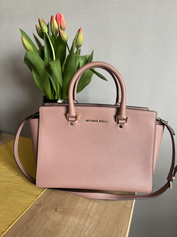 Torebka selma listonoszka michael kors dusty pink