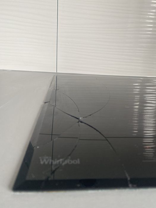 Plyta indukcyjna uszkodzone szklo