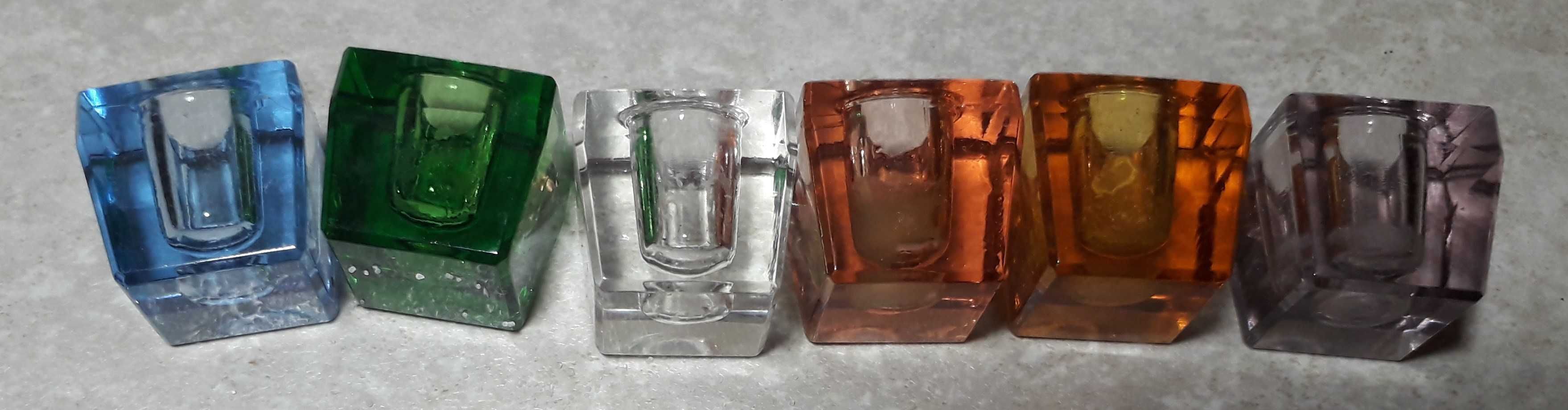 Świeczniki mini szklane, różnokolorowe 6 sztuk