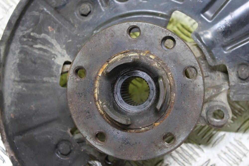 Ступиця Audi Q7 4L кулак цапфа передня права Ауді Кю7 4Л Ауди