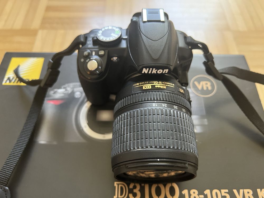 Nikon D3100 obiektyw 18-105 mm