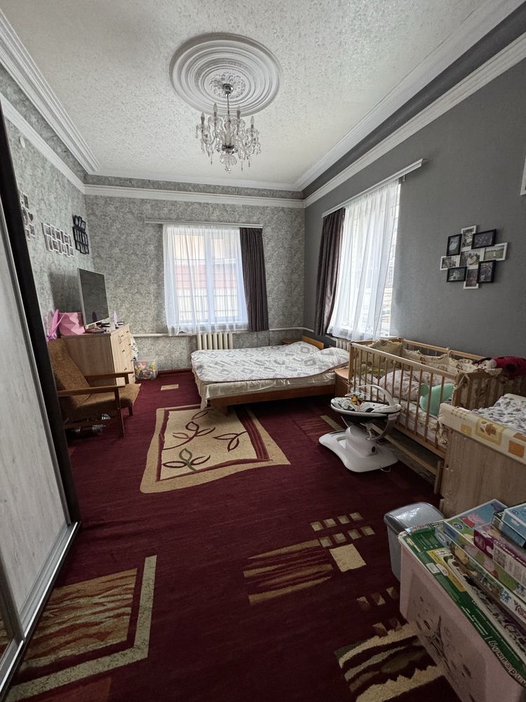 Продаж будинку та ділянки, 10 соток Ірпінь Центр